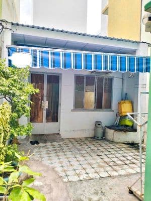 Gấp bán "7.5 Tỷ giảm 6.7 Tỷ" - Bán nhanh nhà C4 64m2 - Hẻm xe hơi P.6