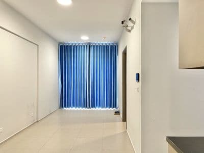 Bán căn 60m2, block C, tầng cao, view ủy ban, có sổ
