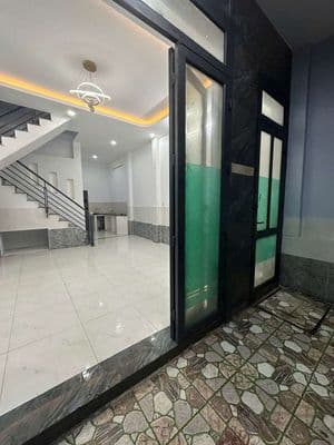 Nhà quốc lộ 22 vào 150m hóc môn