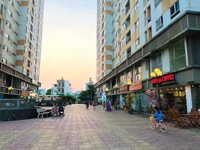 căn 2pn ,68 cc Hưng Ngân siêu hiếm,ban công rộng