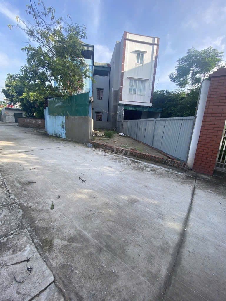 🎯🎯Đất Vàng 42,6m2 Bìa Làng Cổ Loa - Đất Mặt Tiền - Đường Thông 2 Ô Tô