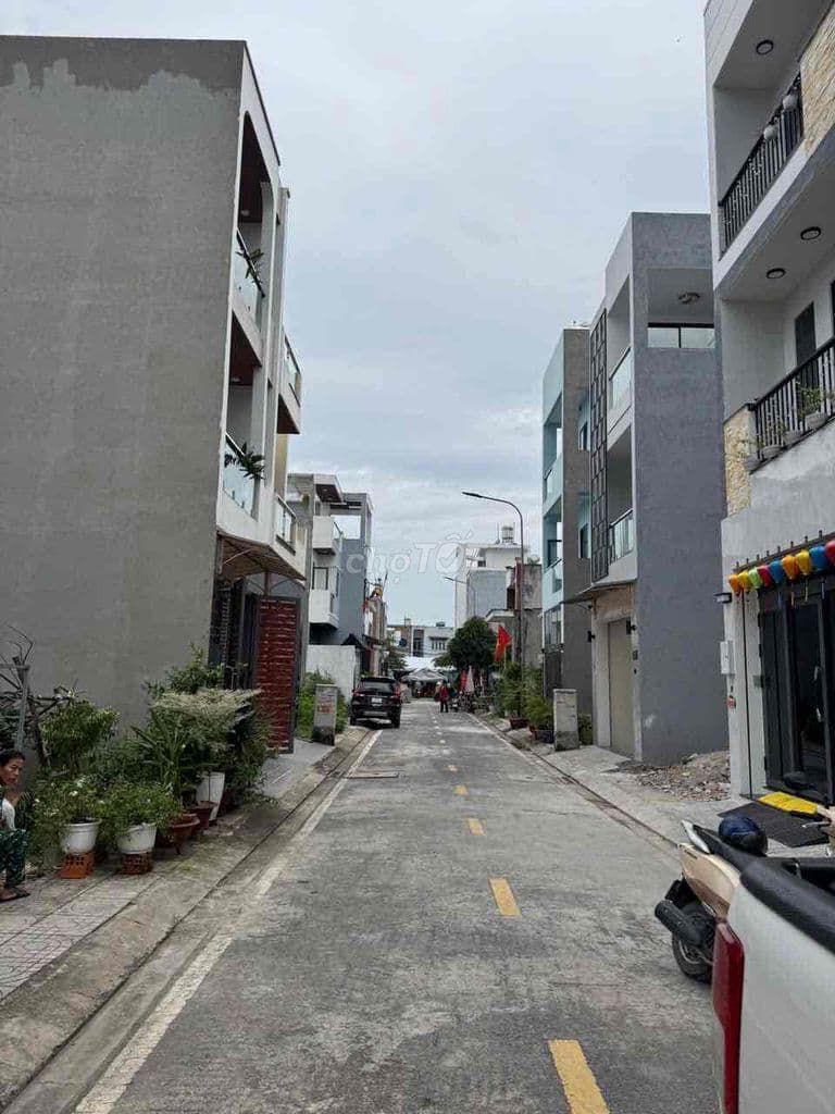 Bán Đất Thổ Cư 1768 Tỉnh Lộ 10 , Dt 4x15 , SHR , NH hổ trợ 70%.