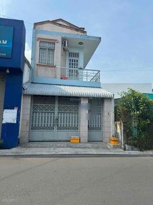 nhà đúc 1 tấm phường đông hưng thuận Q12 dt: 100m2
