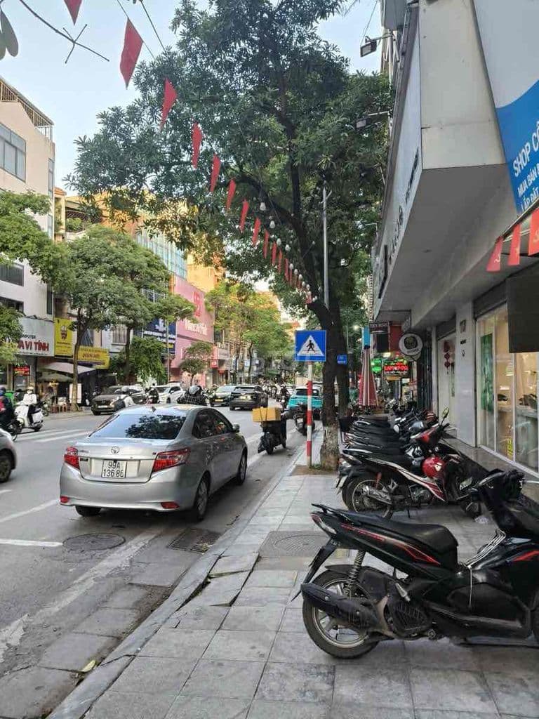 CHUNG CƯ MINI TRỨNG VÀNG KHỦNG LONG PHỐ ĐẠI LA FULL THIẾT BỊ NỘI THẤT.