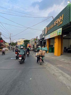 Bán nhà mặt tiền đường Đình Phong Phú, Tnp B, Quận 9. DT: 166m