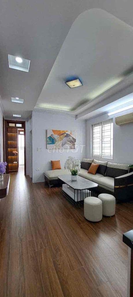 Bán căn hộ Chung cư phố Cự Lộc-Thanh Xuân 50m 2 ngủ -view hồ-ở ngay