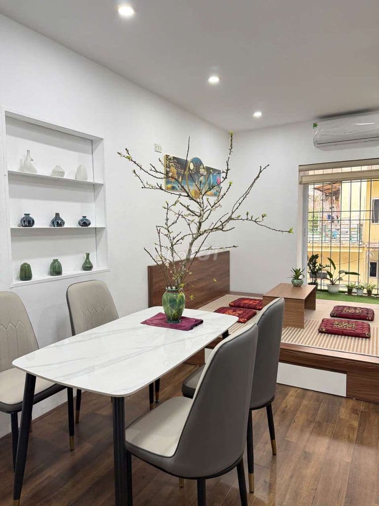 Chính chủ cần bán gấp căn hộ tt phố 8/3