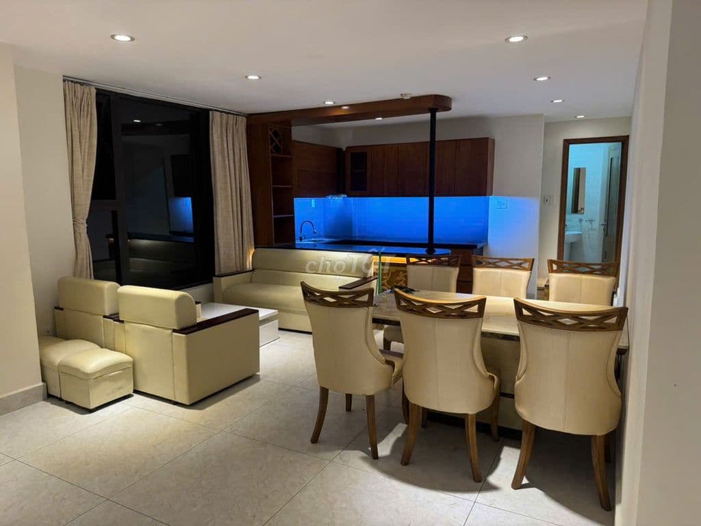 Penthouse 95m² 2 tầng sân thượng riêng full nội thất