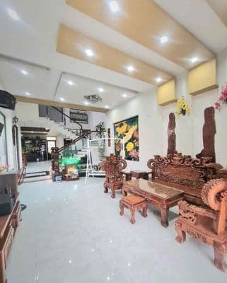 Cách MT 3 căn, Lotte Mart Nguyễn Văn Lượng,Hẻm ô tô, 62m2, 3 tầng, 5tỷ