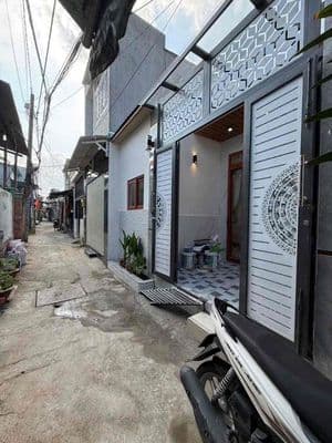 BÁN NHÀ MỚI SẮP HOÀNG THIỆN ĐỐI DIỆN GIGAMAILL HBC THỦ ĐỨC