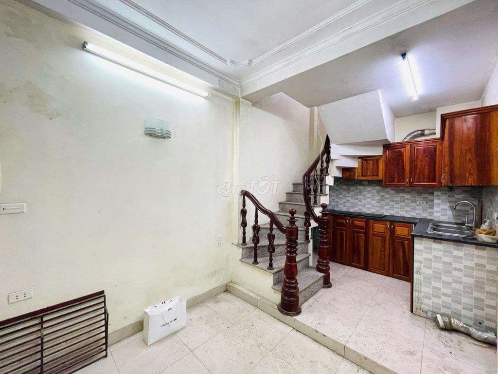 chưa tới 5 tỷ - nhà có 4 ngủ - ngõ thoáng Hai Bà Trưng - sổ riêng