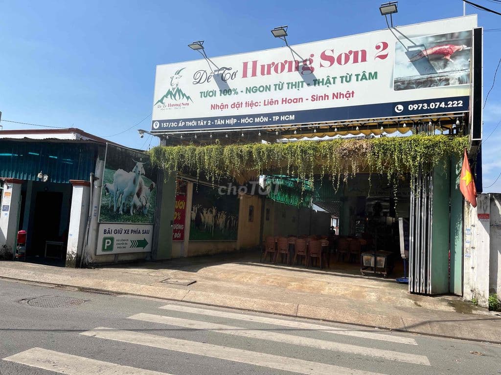 bán nhà mặt tiền, khu vực sầm uất nhất trục đường