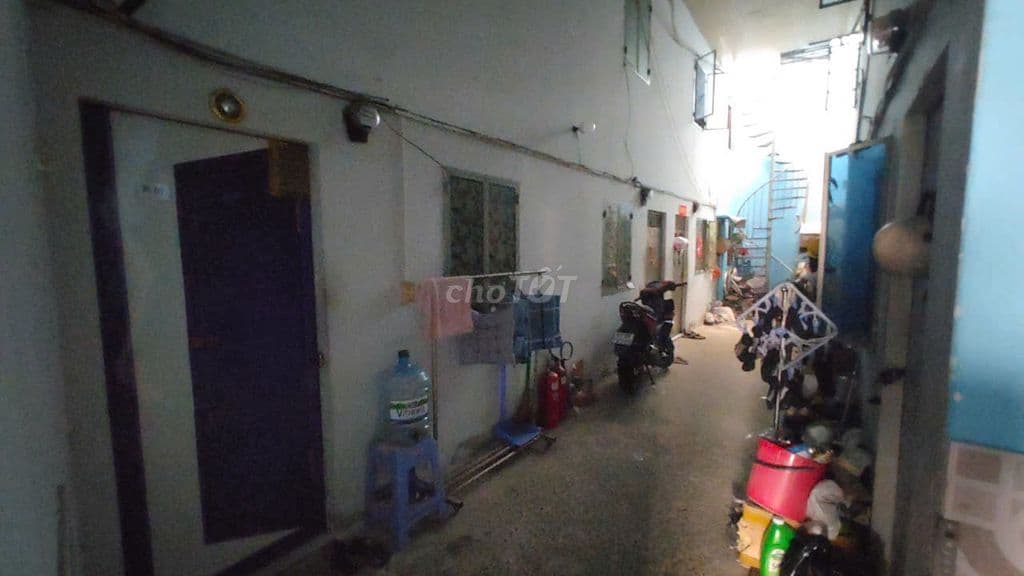 CẦN BÁN GẤP HẠ GIÁ GIẢM MẠNH NHÀ LẠC LONG QUÂN P.3, QUẬN 11