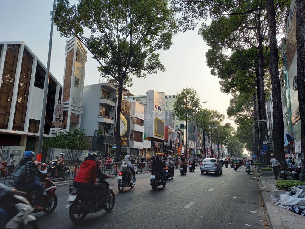 🚀 BÁN NHÀ TRUNG TÂM Q10 - 5M RA MT - NỞ HẬU 4,4M - 4PN/4WC - CN 45M²