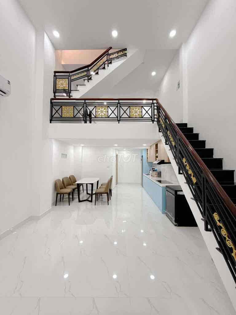 Bán nhà 3 tầng ,đường Huỳnh Tấn Phát, Quận 7, 4x12.3m ,5.x tỷ.