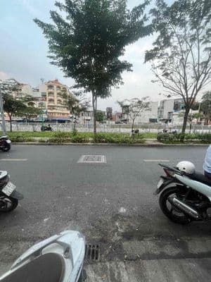 Bán nhà mặt tiền đường Quận 6