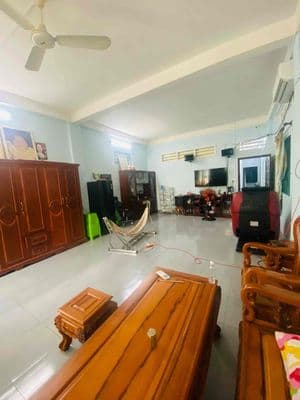 Nhà 3 Tầmg 132m2 mặt tiền đường Hưng Phú P8 Q8