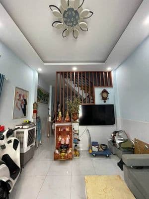 BÁN NHÀ 2 TẦNG XÂY KIÊN CỐ TRƯỜNG THỌ THỦ ĐỨC 70M2 GIÁ 4,1 TỶ