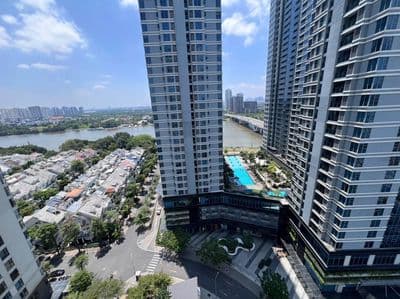 Căn hộ Riverside 46m2 lầu cao view sông SG, cầu Thủ Thiêm. Giá cực tốt
