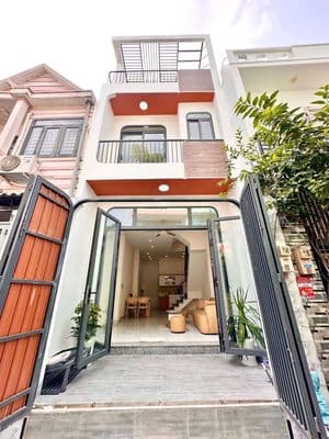 Nhỉnh 5 tỷ xíu Nhà Phố 3 Tầng 1/ Ngắn Hẻm xe hơi Tân Thới Hiệp 15.