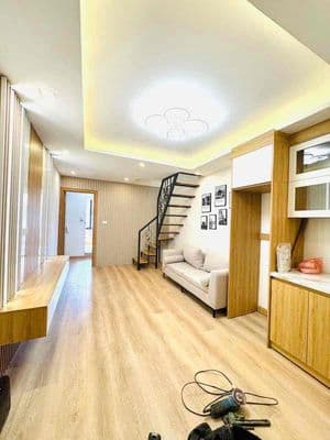 Siêu phẩm TT sổ hồng Quỳnh Mai 80m;4N;2VS, Oto chân cầu thang-Hơn 3tỷ