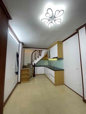 Nhà phố Bạch Mai ngõ 2,5m nhà 5 tầng 3 ngủ full đồ