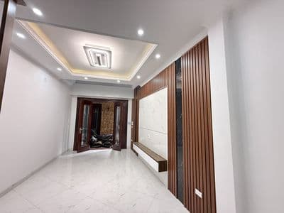 HIẾM – NHÀ MỚI THÁI THỊNH 6 TẦNG – Ở NGAY CHỈ 9.5 TỶ