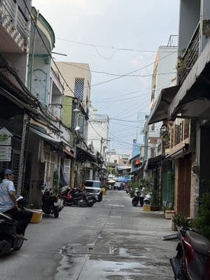 GẤP RẺ RẤT RẺ LÊ VĂN QUỚI-HẺM XE HƠI THÔNG-53m2-3.79TỶ-BÌNH TÂN-2tầng