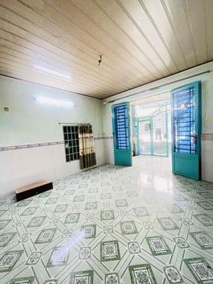 Bán Nhà Tỉnh Lộ 10 Cạnh Tên Lửa- 50m2- Hẻm Xe Hơi-Không Lộ Giới