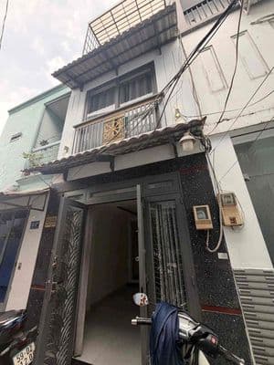 nhà Bạch Đằng 3 lầu 3pn 3 toilet 40m2 cn 5ty650tl