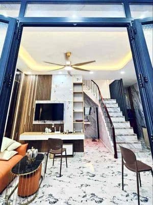 Nhà 2 tầng Âu Cơ Tân Bình giá 4 tỷ