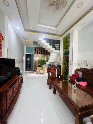 Bán nhà mặt tiền Đoàn Phú Tứ sát khu Tên Lửa 4mx20m 2 lầu