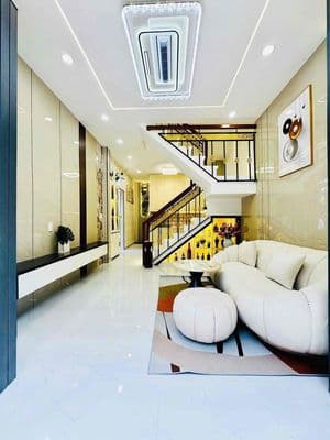 🛑Nhà mới đẹp, căn góc thoáng mát Âu Dương Lân (3.5x10m)