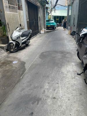 BÁN NHÀ HẺM HỒNG LẠC