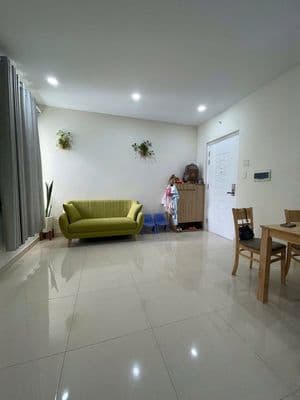 Đổi nhà to hơn bán căn 2pn 2wc 62m2 có nội thất chung cư Dream Home Q8