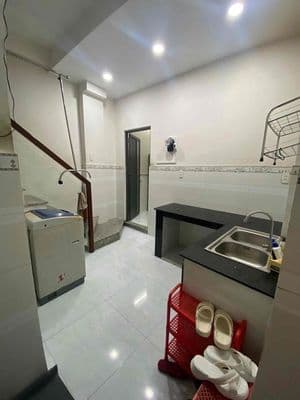 Hẻm 4m Hoàng Sa Phường 3, 3x10m (nở hậu 6m), 38m2, 3 tầng đúc