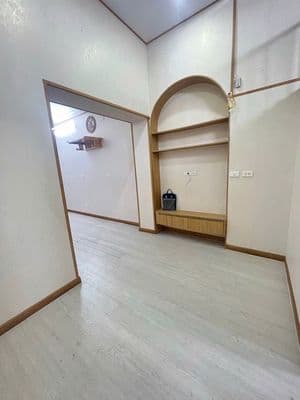 Chính chủ cần bán căn tập thể tầng 1 - Lò Đúc - Hai Bà- 50m2 - hơn2 tỷ