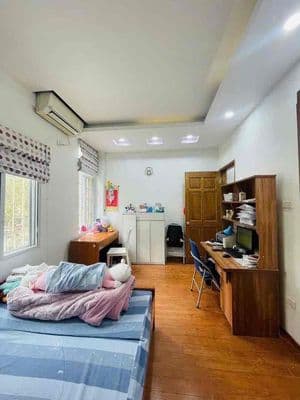 Căn hộ lô góc 2N, 2 vs, thoáng sáng, tiện ích, Nam Trung Yên, 5 tỷ