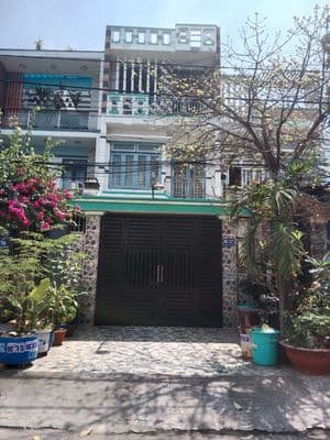 Nhà cần bán nhanh 1 trệt 2 lầu 5x24m2 full thổ cư sổ sẵn