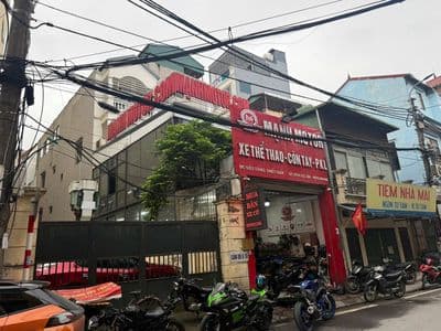 Chính chủ sổ đỏ tên Mạnh bán nhà 1 mặt PHỐ và 1 mặt thoáng vĩnh viễn.