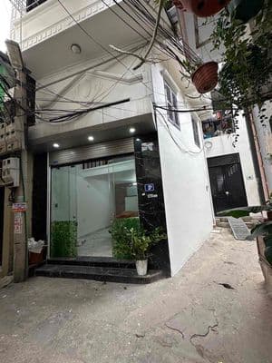 Phố Minh Khai_ Lô Góc_DT:25m dân xây KBT chắc chắn. 5tầng, 3 ngủ