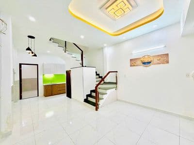 Giảm 1 Tỷ! - Bán nhanh nhà đẹp 2 tầng 60m2 - Khu công viên Tầm Vu