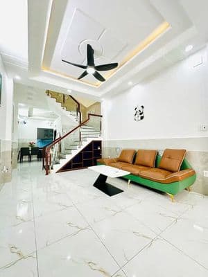 HUỲNH TẤN PHÁT Q7 – Ở THOẢI MÁI + LÀM VIỆC TẠI NHÀ – KHÔNG GIAN THOÁNG