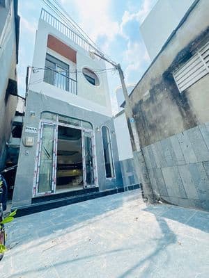 Nở Hậu 6 met Gần Mặt Tiền Phạm Văn Chí Nhà Mới Xây Cần Bán DT 62,9m2