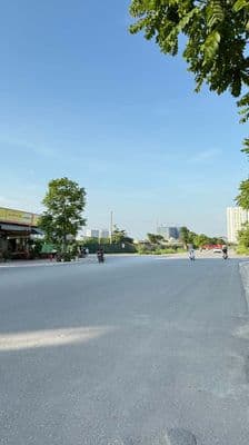 Nhà đẹp Ngọc Thuỵ - 30m2 - gần 2 ô tô tránh - Sát đường Hồng Tiến