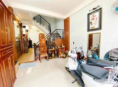 4 X 15M - LẠC LONG QUÂN - 3 TẦNG BTCT - HXH TỚI CỬA - SỔ VUÔNG VỨC