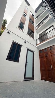 BÁN NHÀ THẠCH BÀN - LONG BIÊN - DT 57M X 5 TẦNG , NỘI THẤT CAO CẤP