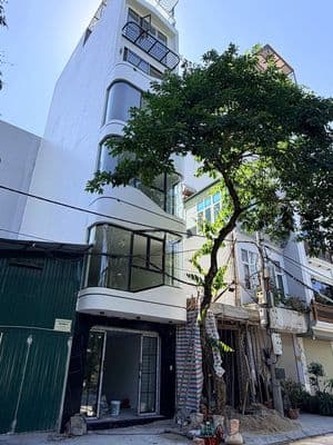 Bán nhà 57 Cổ Linh, view vườn hoa, đường ô tô vỉa hè, 40m² x 7 tầng