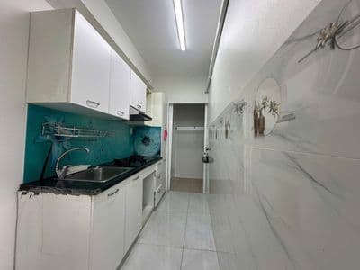 Chủ cần bán gấp cc Ehome 3 giá 1 tỷ 550 triệu/ 64m2 để đi nước ngoài