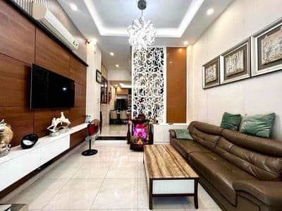 HẺM THÔNG XE HƠI - NGUYỄN XÍ 45M2 - 3 TẦNG - 9 tỷ